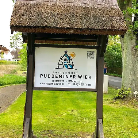 Komfortables Reetdachferienhaus Hasel 1 בית נופש Puddemin